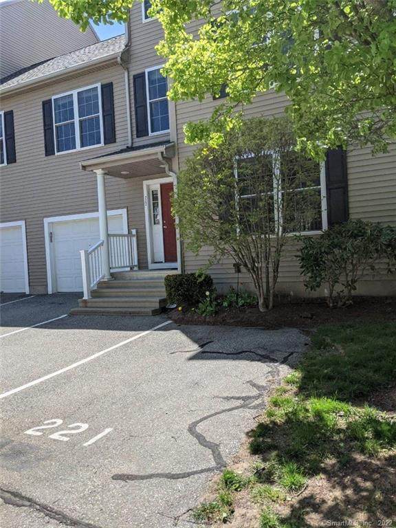 84 Perry Street - Photo 1