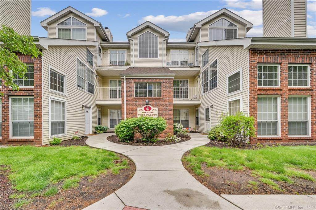 156 Carriage Crossing Lane - Photo 1