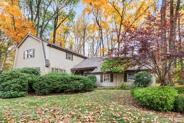 42 Cliffmount Drive - Photo 1