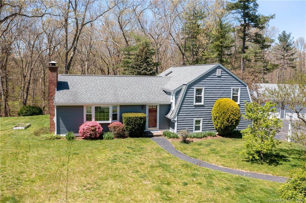 39 Johnny Cake Lane - Photo 1