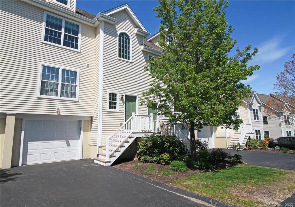 15 Freedom Way - Photo 1
