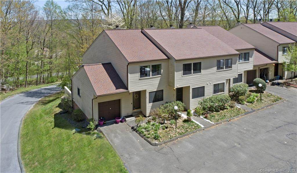 44 Idlewood - Photo 1