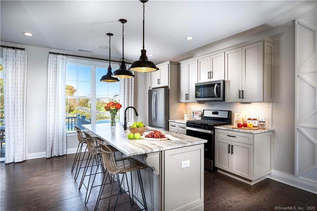 3 Brentwood Circle - Photo 1