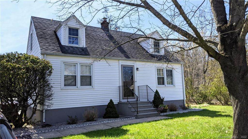 24 Sunset Road - Photo 1