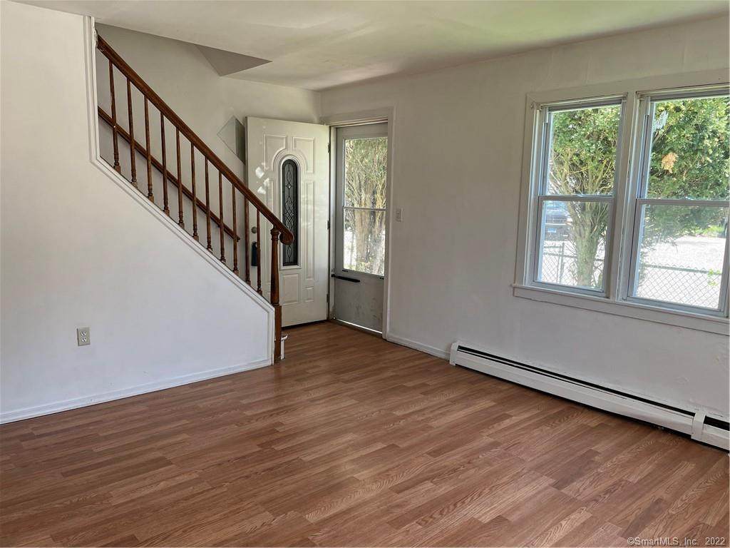 60 Pearl Harbor Place - Photo 1