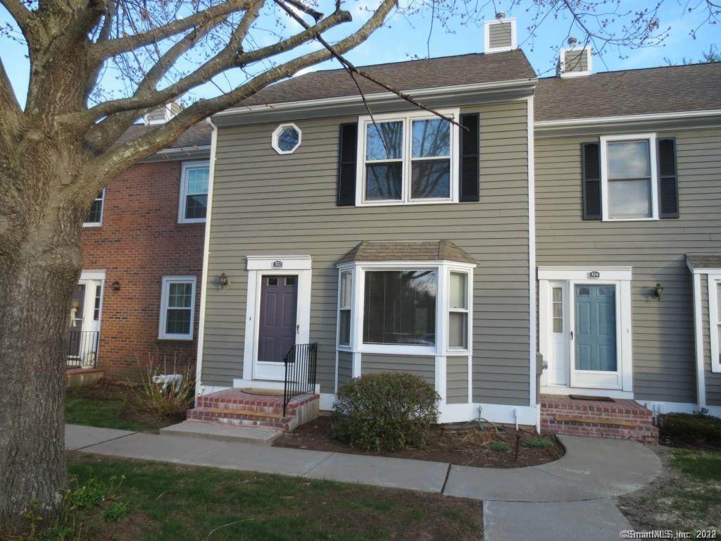 372 Monaco Lane - Photo 1