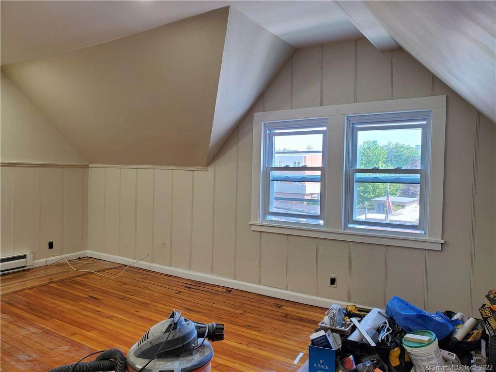 43 Putnam Avenue - Photo 1