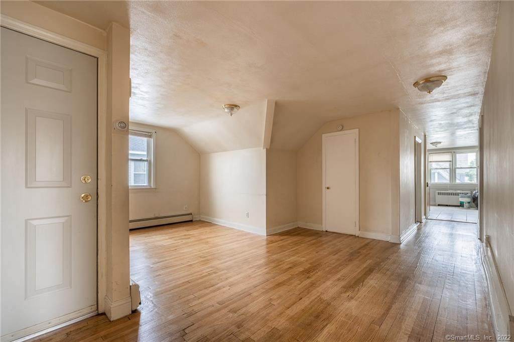 260 Whitney Avenue - Photo 1
