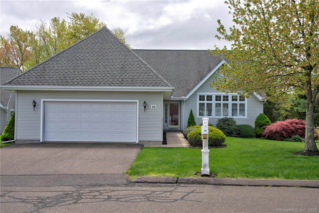 29 Maxwell Drive - Photo 1
