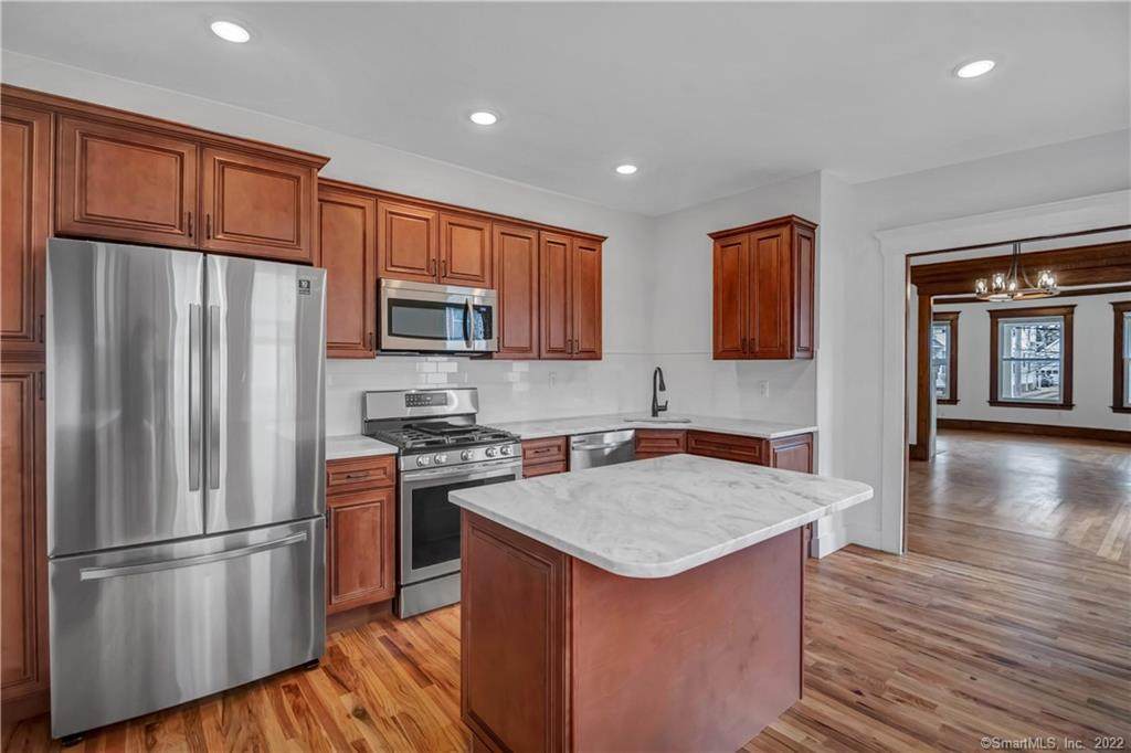 32 Hubinger Street - Photo 1