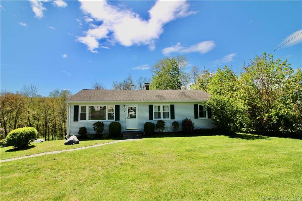 4 Alexander Drive - Photo 1