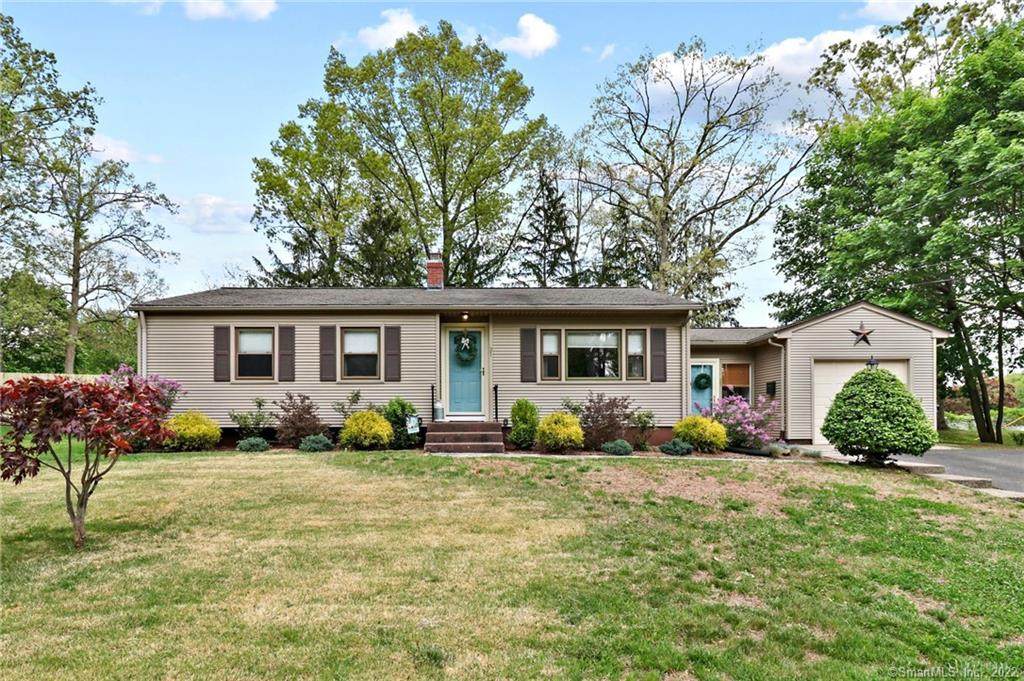 31 Nancy Drive - Photo 1
