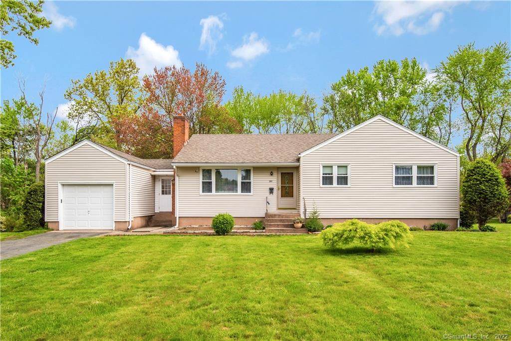 297 Hackmatack Street - Photo 1
