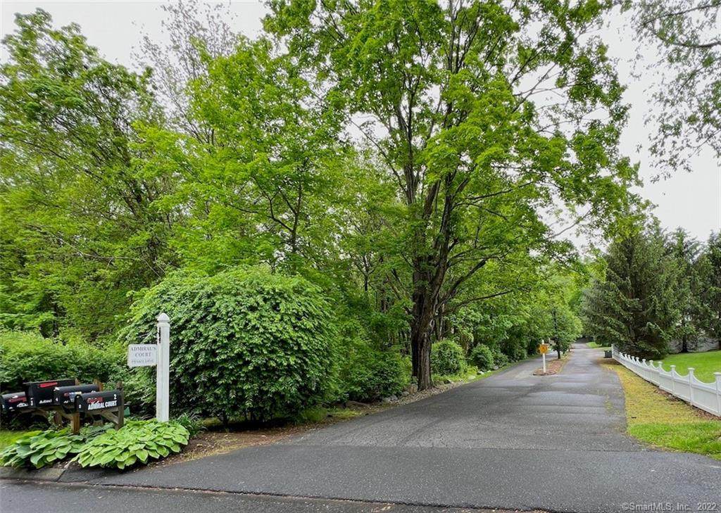 4 Admiral Court - Photo 1