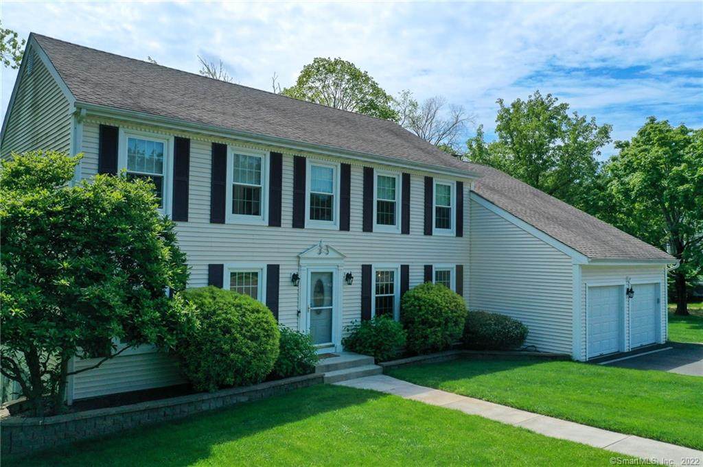 46 Tavern Circle - Photo 1
