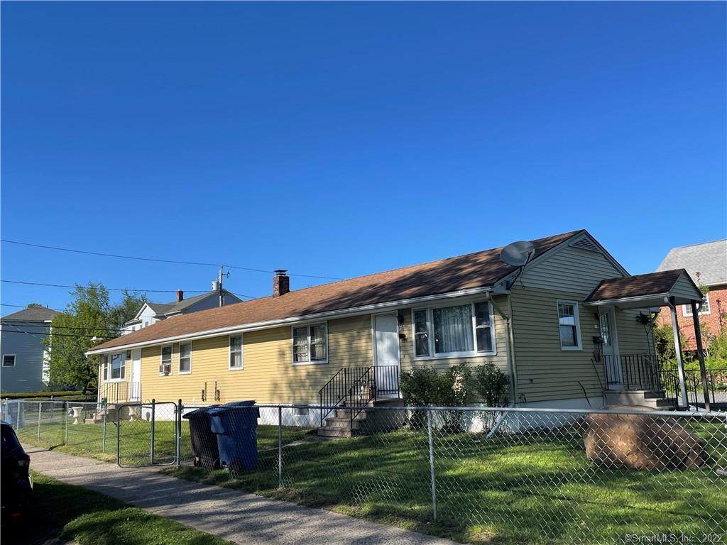 131 Daly Avenue - Photo 1