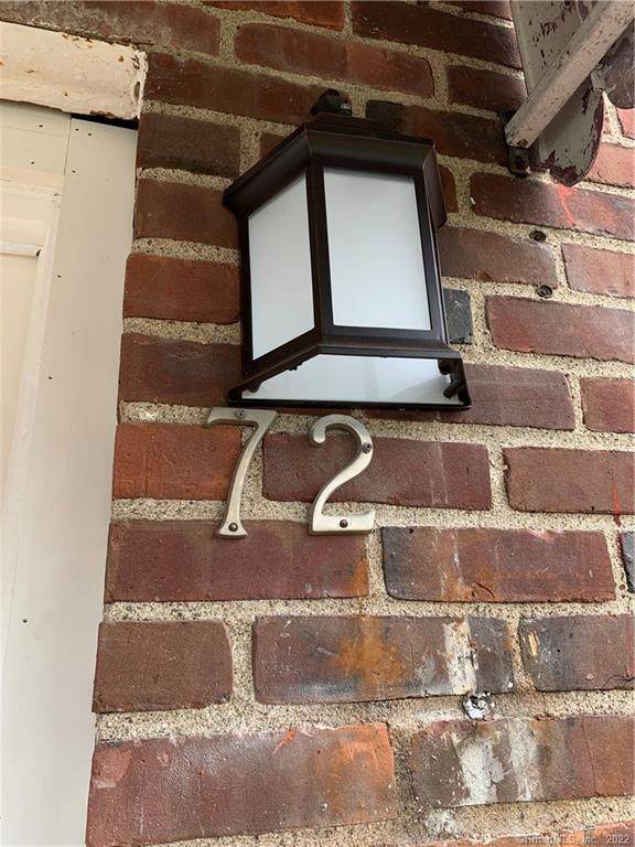 72 Dupont Place - Photo 1