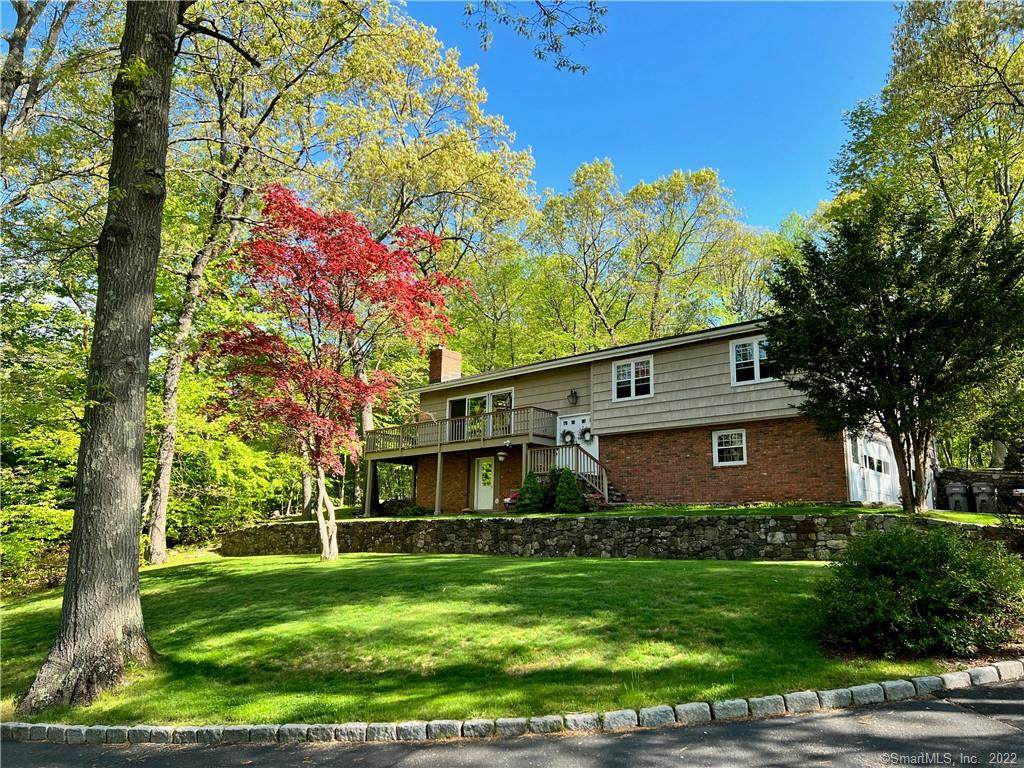 105 Hurd Road - Photo 1