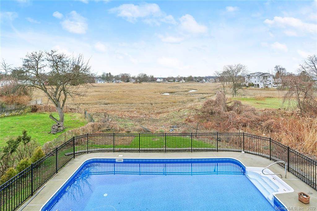 800 Oldfield Road - Photo 1