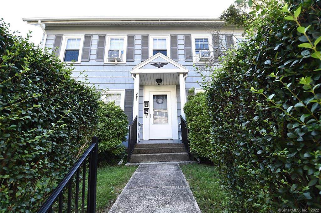293 Pequot Avenue - Photo 1