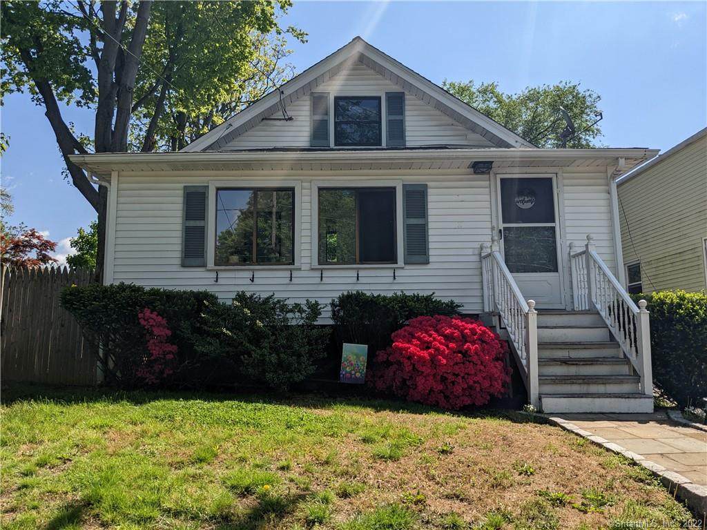 28 Magnolia Avenue - Photo 1
