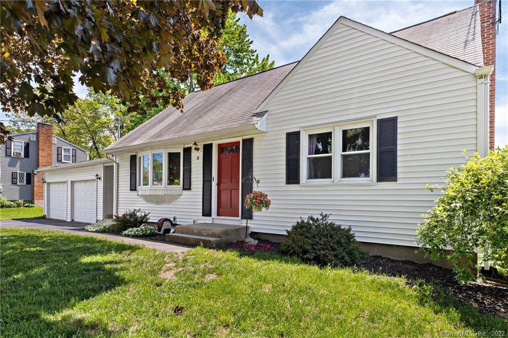 6 Iroquois Road - Photo 1