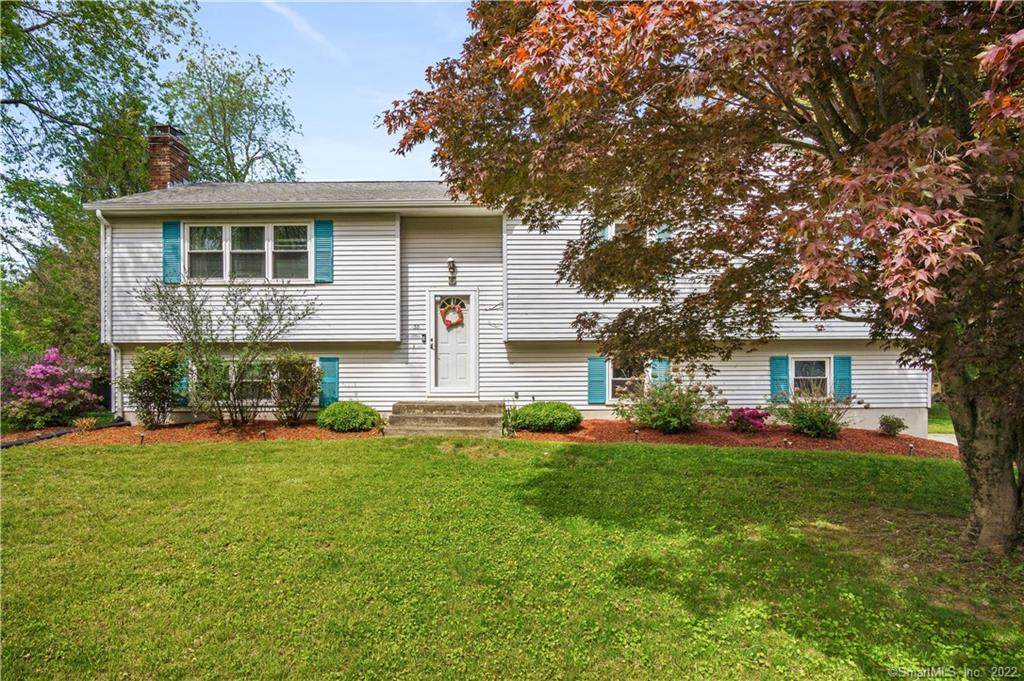 35 Ravenwood Road - Photo 1