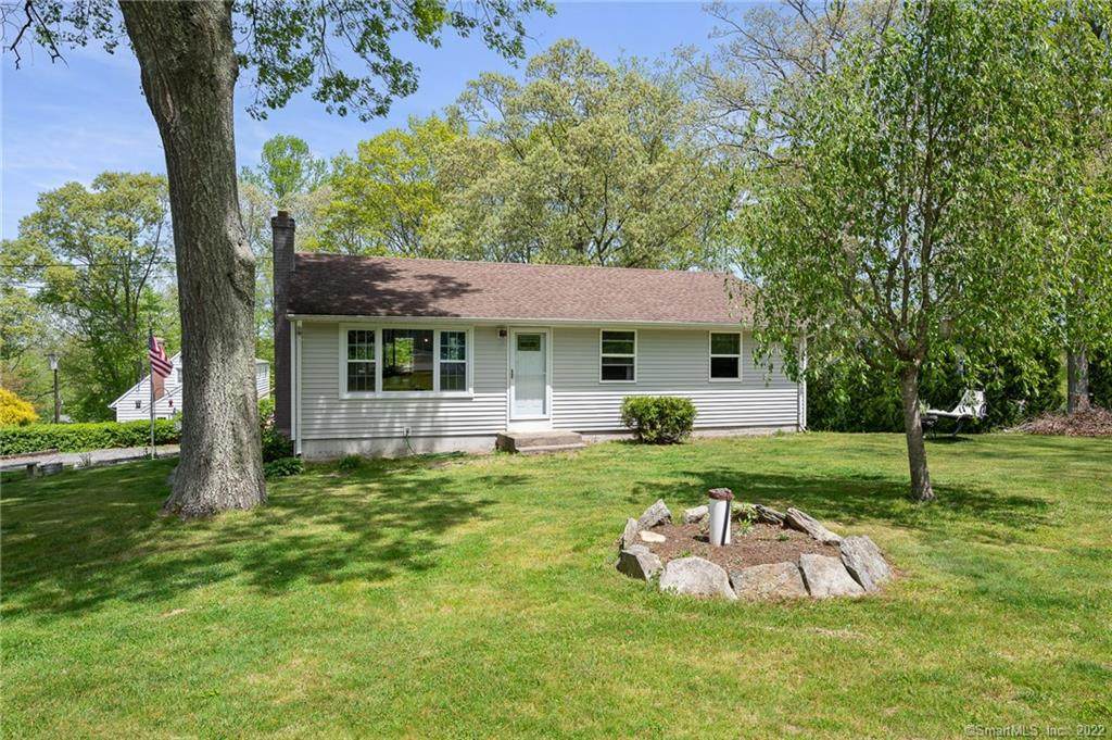 2 Stevens Avenue - Photo 1