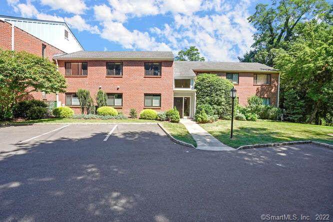 4 Hills Lane - Photo 1