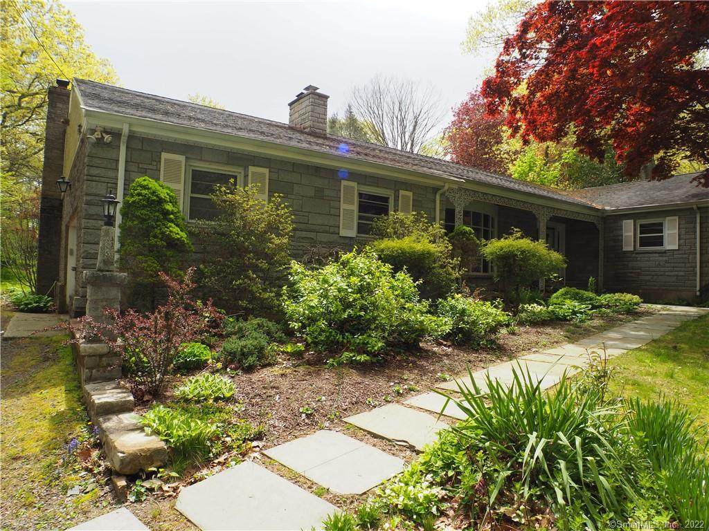 325 Main Street - Photo 1