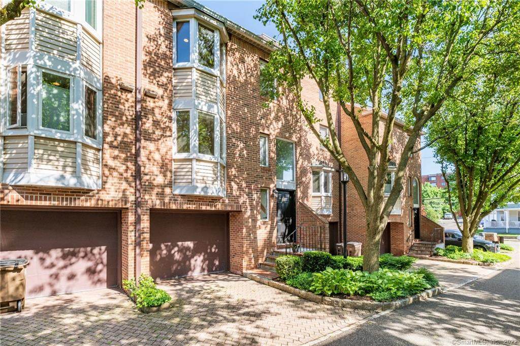 114 Forest Street - Photo 1