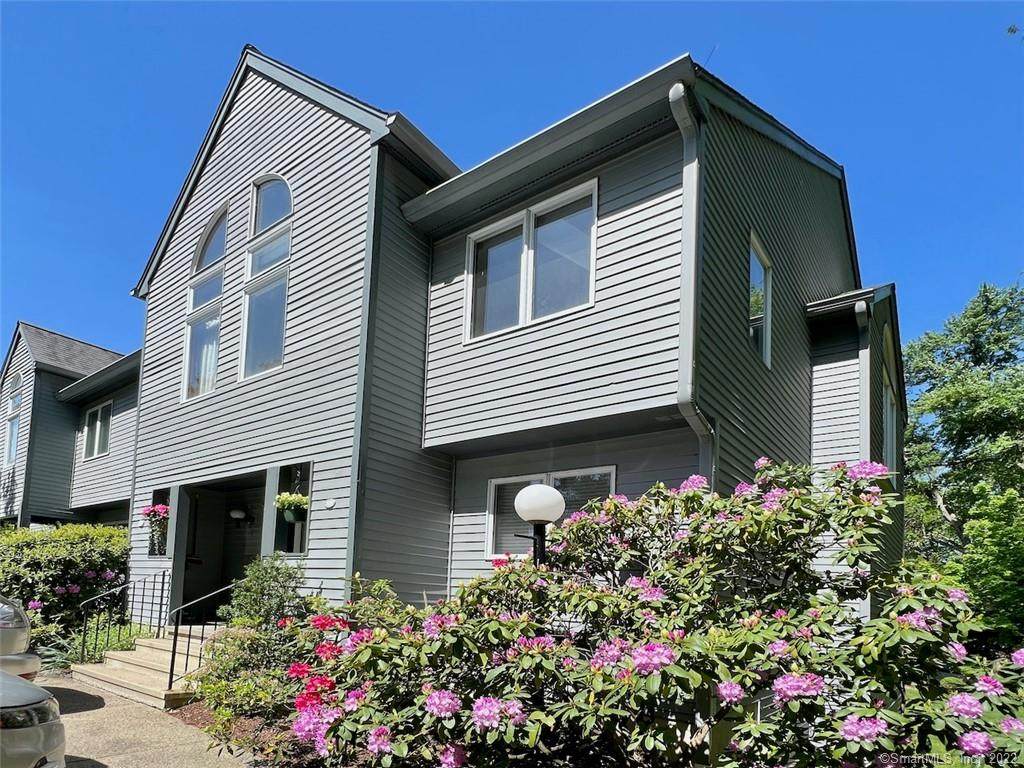 81 Wolfpit Avenue - Photo 1