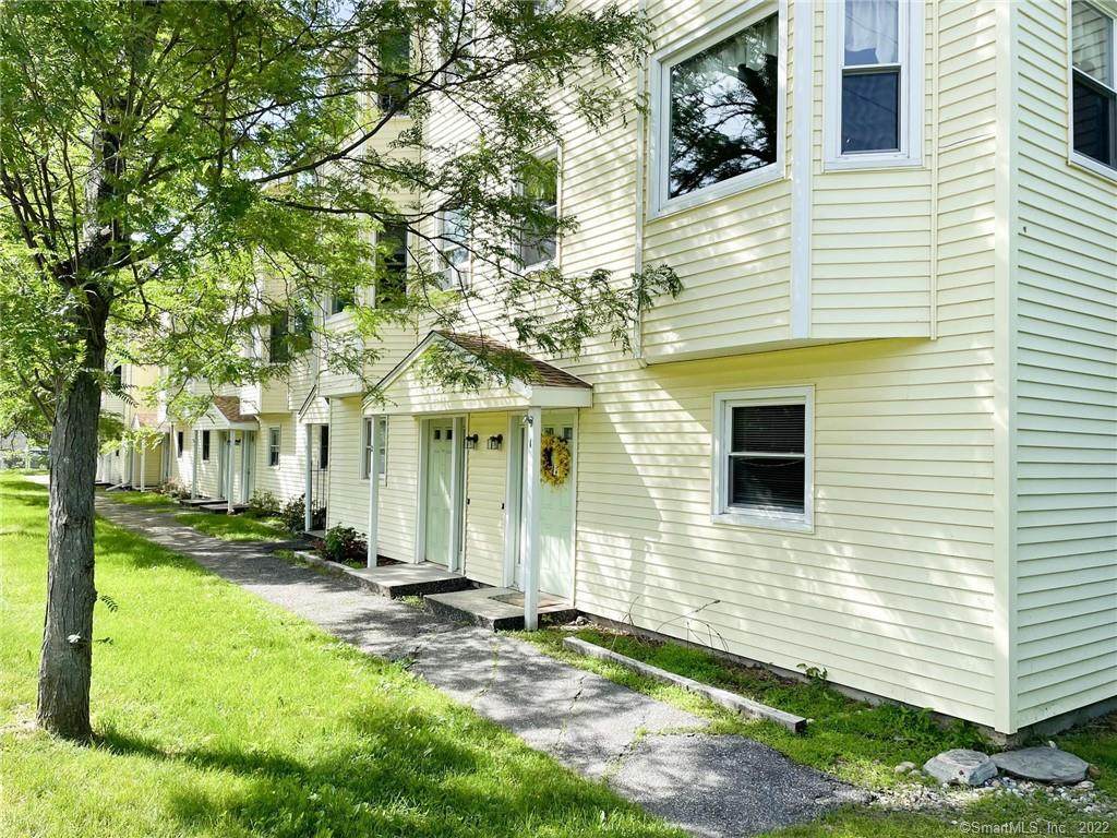 77 Marion Avenue - Photo 1