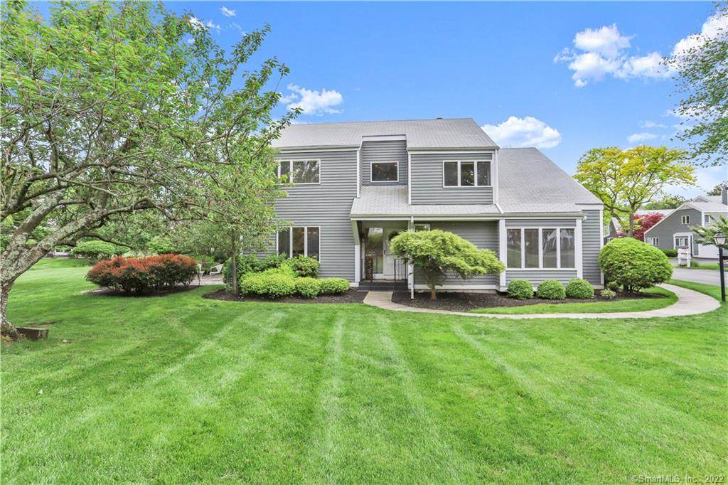 89 Field Point Drive - Photo 1