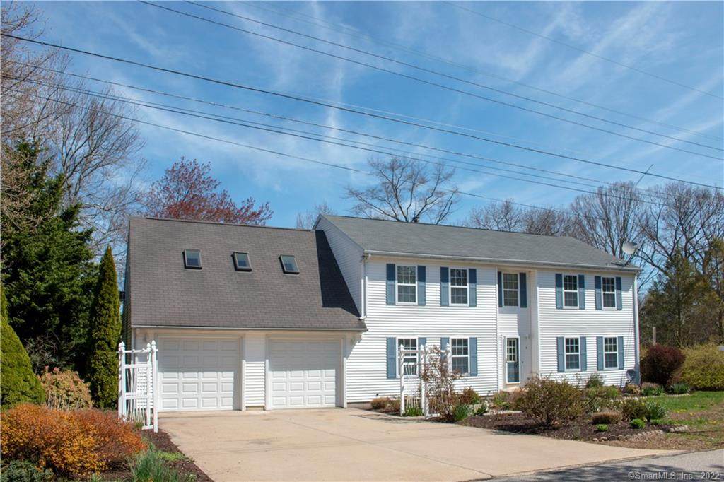 4 Barrett Drive - Photo 1