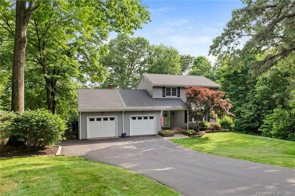 184 Tracy Drive - Photo 1