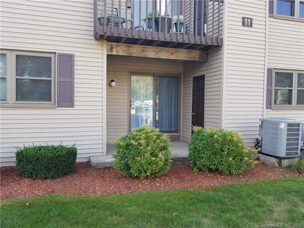 1103 Twin Circle Drive - Photo 1