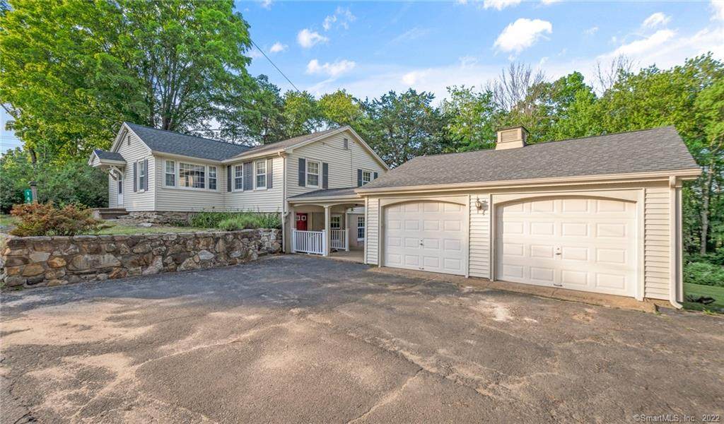140 West Street - Photo 1