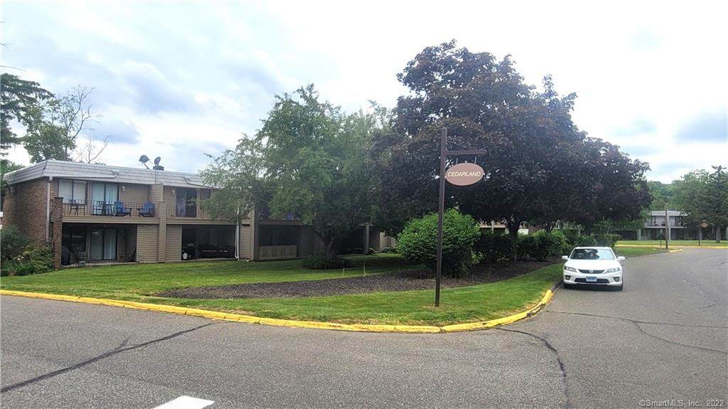 32 Cedarland Court - Photo 1