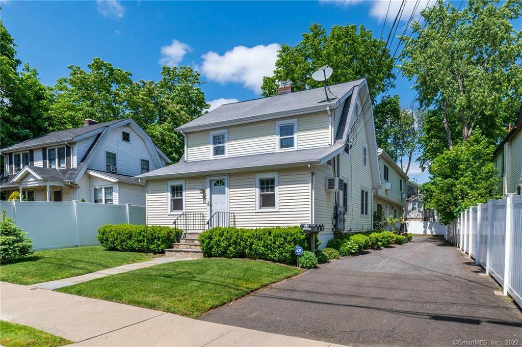 10 Hoover Avenue - Photo 1