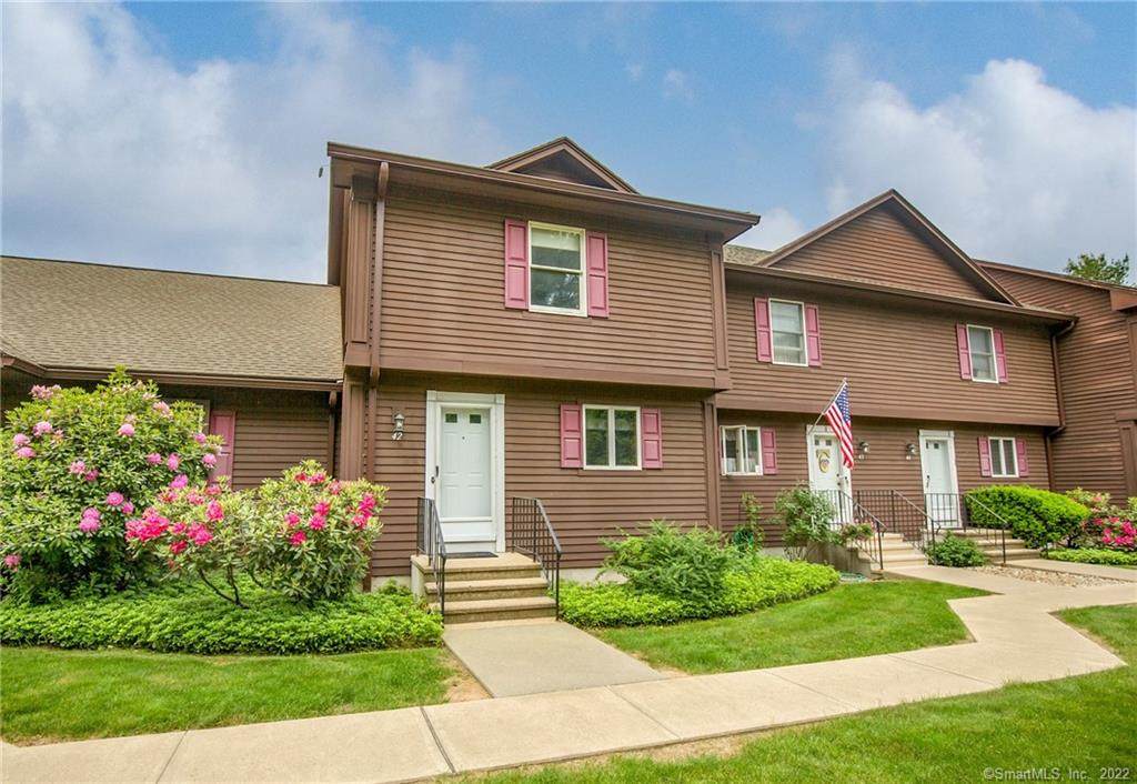 42 Candlewood Drive - Photo 1