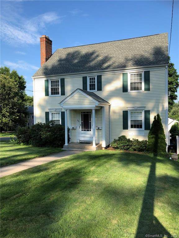 468 Quaker Lane - Photo 1