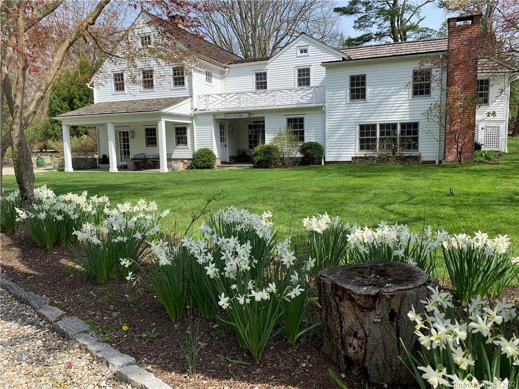 38 Woodside Avenue - Photo 1