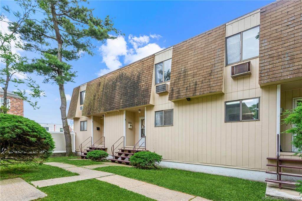 406 Courtland Avenue - Photo 1