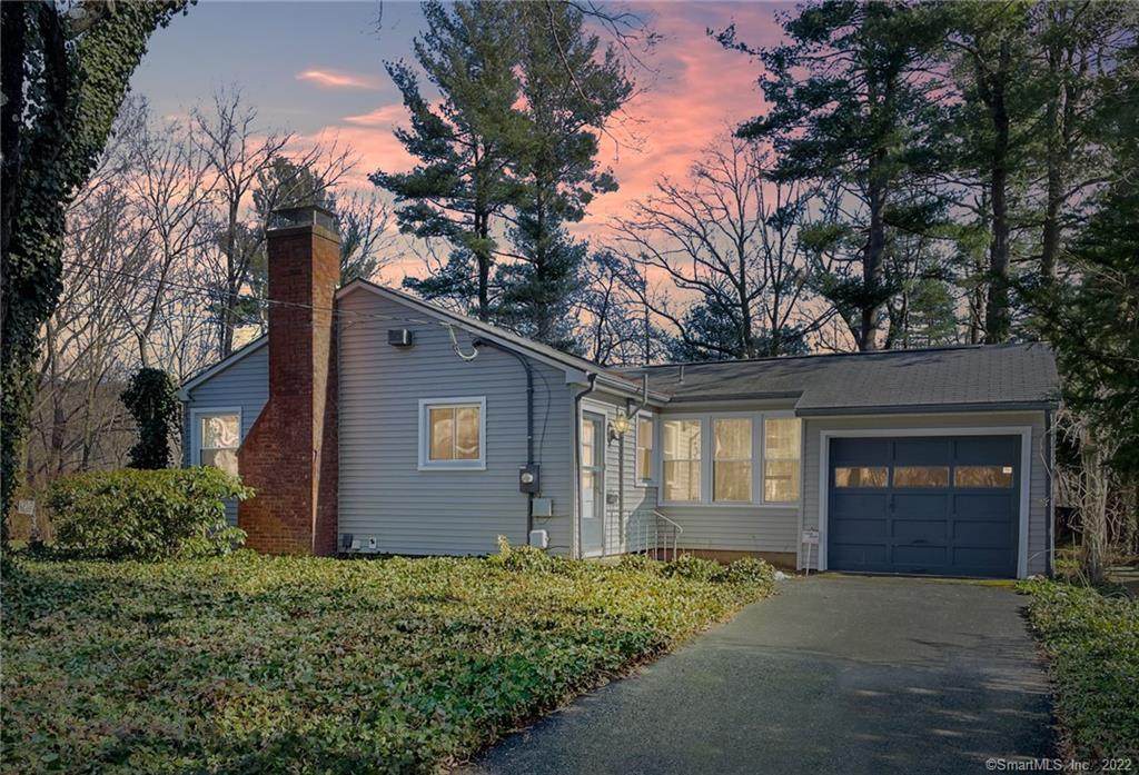 95 Riverside Drive - Photo 1