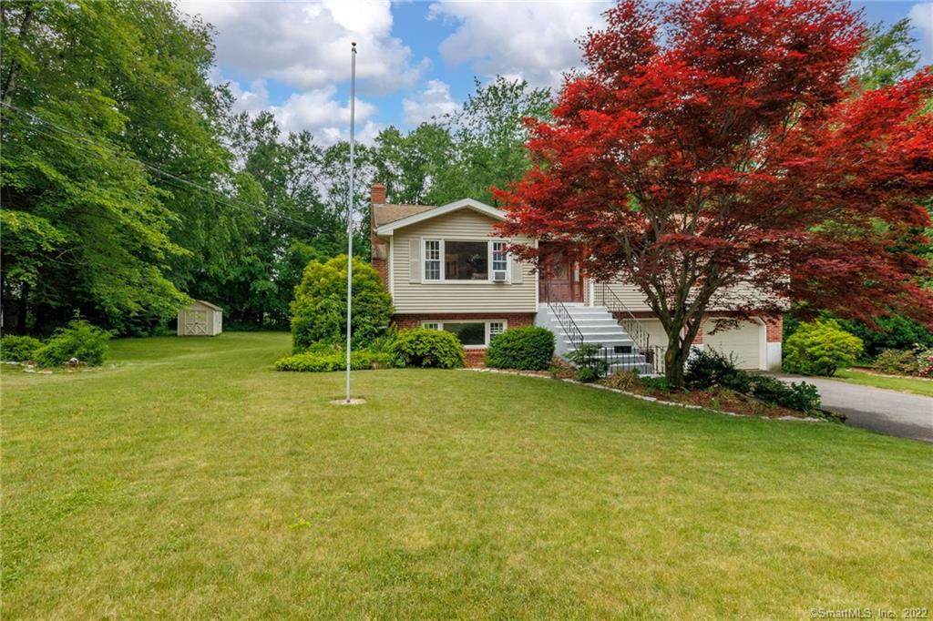 32 Huntington Drive - Photo 1