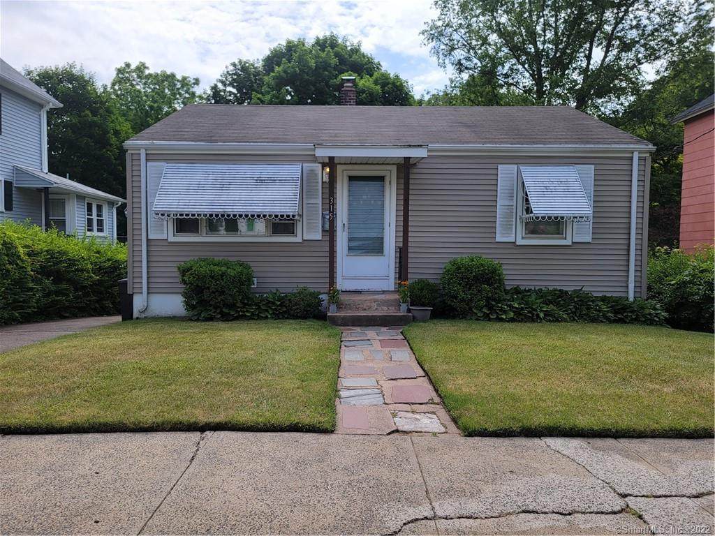 315 Summit Street - Photo 1