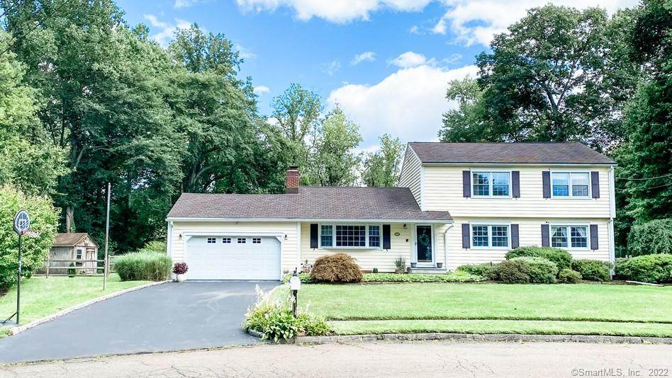 19 Woodchuck Court - Photo 1