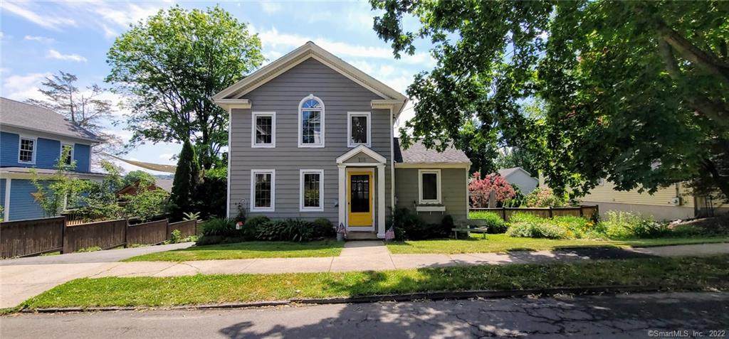 138 Fair Street - Photo 1