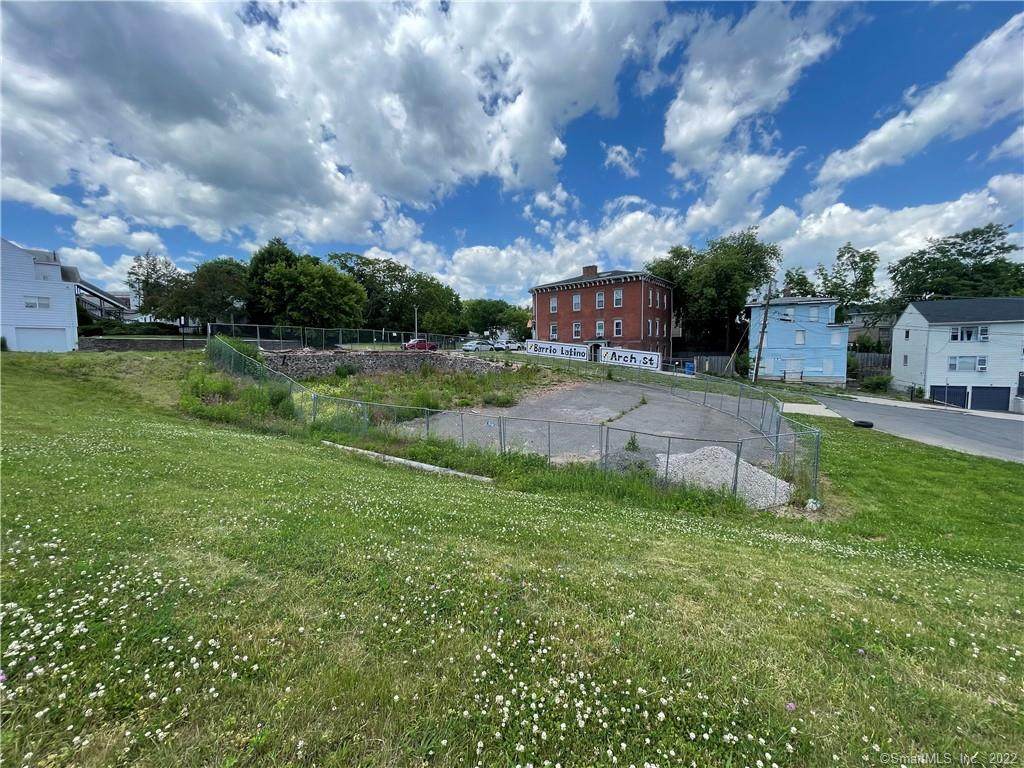 406 Arch Street - Photo 1